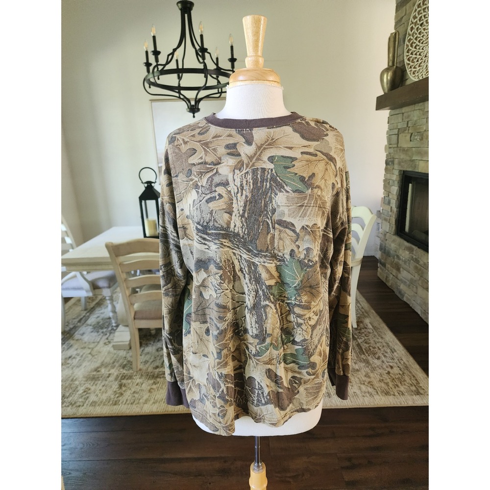 Vintage Advantage Camo Long Sleeve Pocket T-Shirt  Brown Oak Leaf Hunting Top